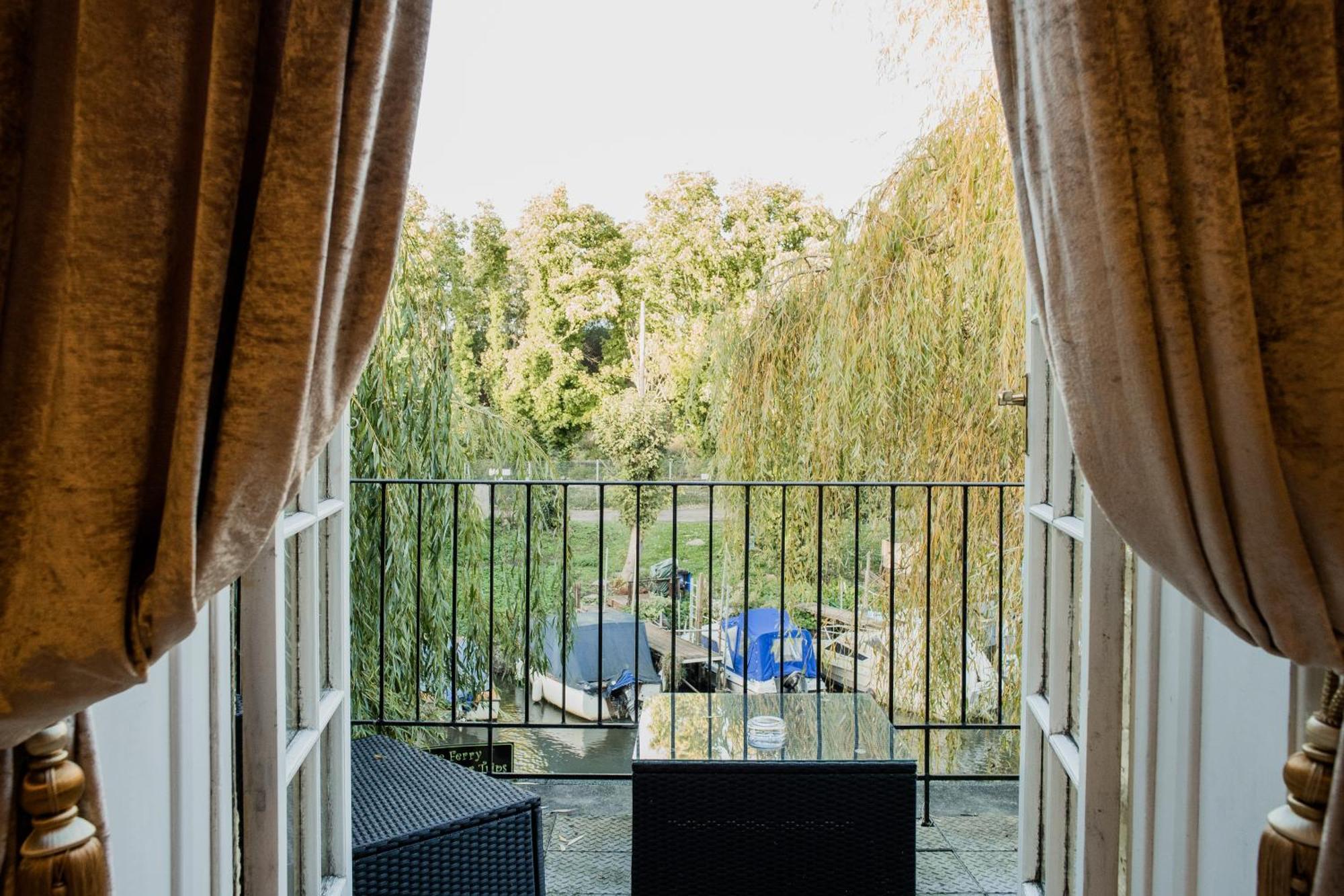 The Grove Ferry Inn Chislet Екстериор снимка
